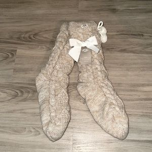 NWT UGG Fleece Lined Cozy Socks
